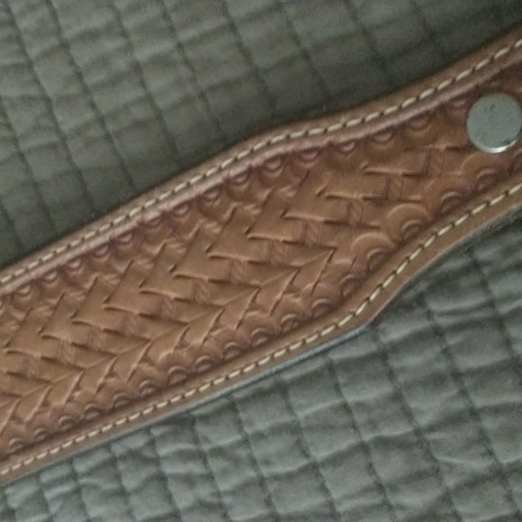 Beautiful leather belt with Silver plated buckle. - Picture 3 of 7